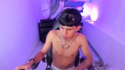 Axeel_Boy Live Image
