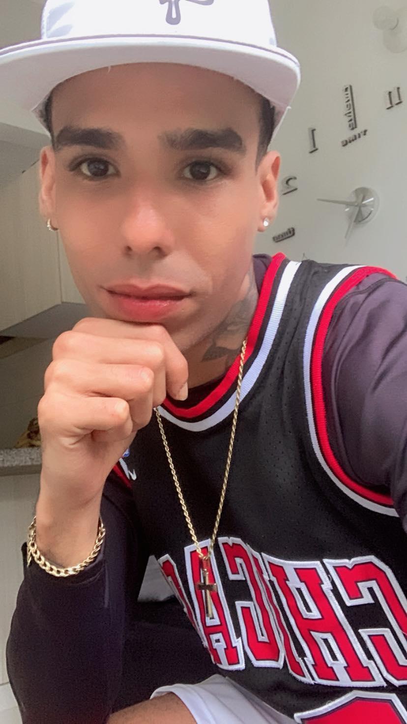DamianAldrin609 Live Image