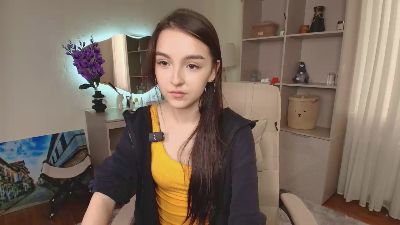 ElenorCerny Live Image