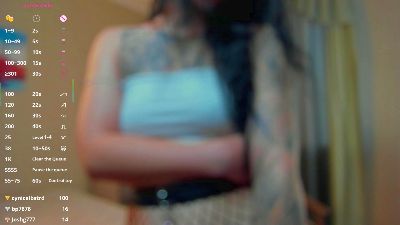 HayleyTabatt Live Image