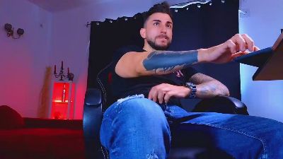 MightyAaronX Live Image