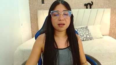 AliceSmiith_ live from Colombia