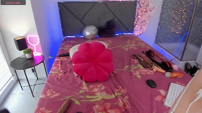 CassieEvans live from Russia