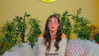 CharleenCalder live from United States
