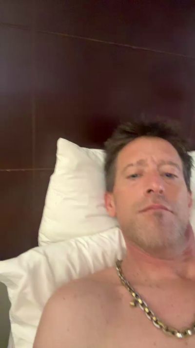 Couplecompare live from United States