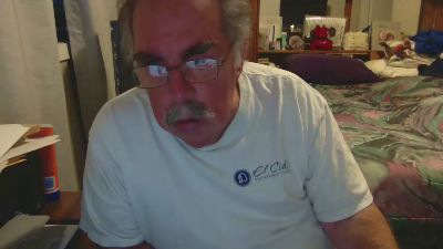 Hairypapi60 live from Canada