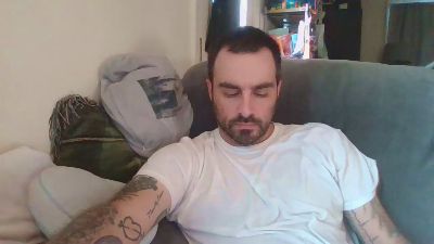 Honeyhole31 live from United States