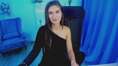 MiaAxel live from Serbia