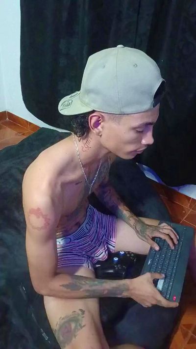 MonkeyD_66 live from Colombia