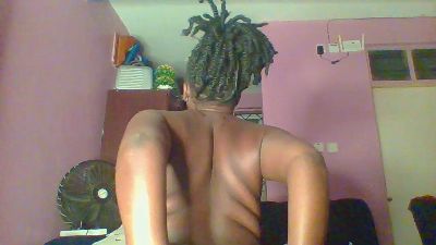 Poppy_5 live from Kenya