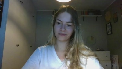 Rosie_June live from Germany
