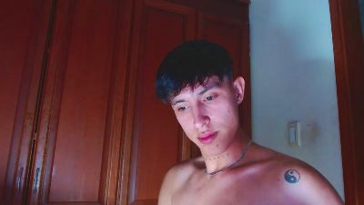 Rowanbig23 live from Colombia