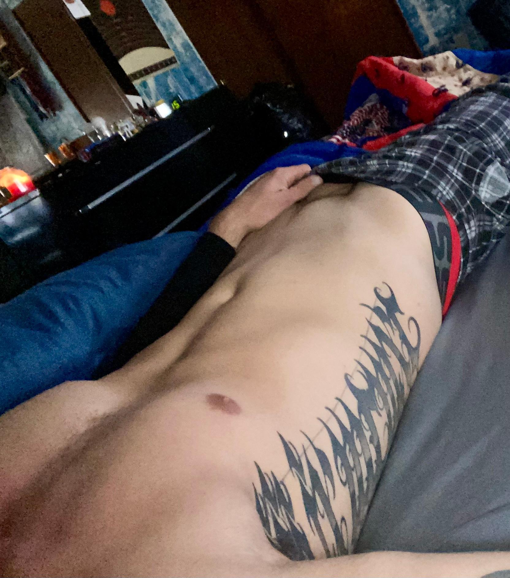 StayHorNY33 live from United States