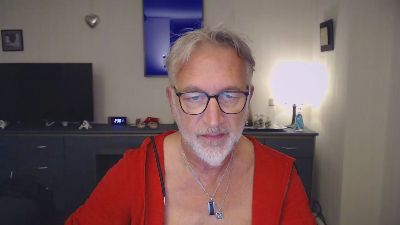 Takyourme live from France