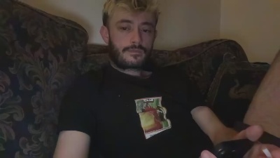 Tommyt4000 live from United Kingdom