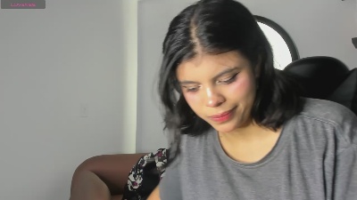 _Aleja live from Colombia