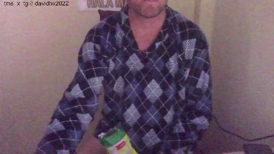 davidhv2022 live from Ecuador