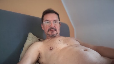 emu49 live from Germany