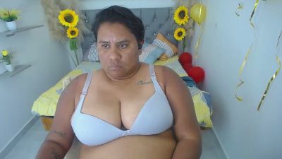 hotlesby4uxxx live from Colombia