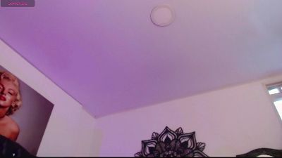 katheriine27_ live from United States