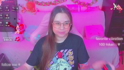 lolisuccub live from United States