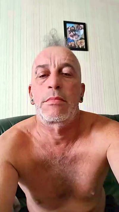 ptitcouic live from France